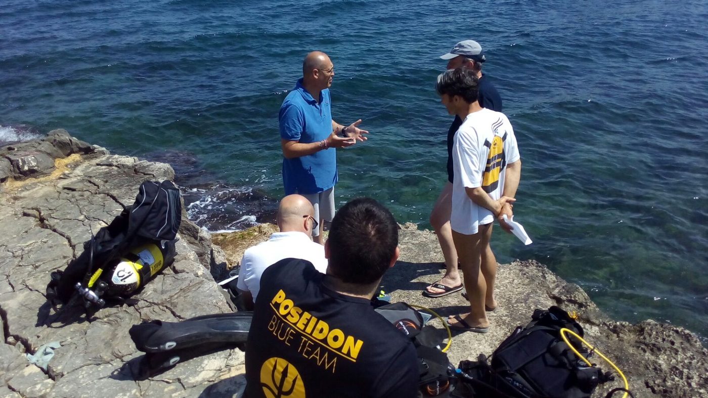 Imbarco escursione barca Taranto Cantieri del Sud